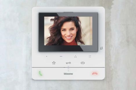 Interphone : platine de rue & poste intérieur